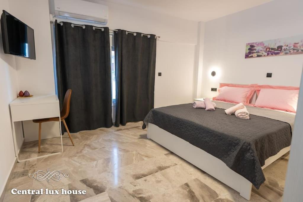 Central Lux House Kalamata Exterior foto